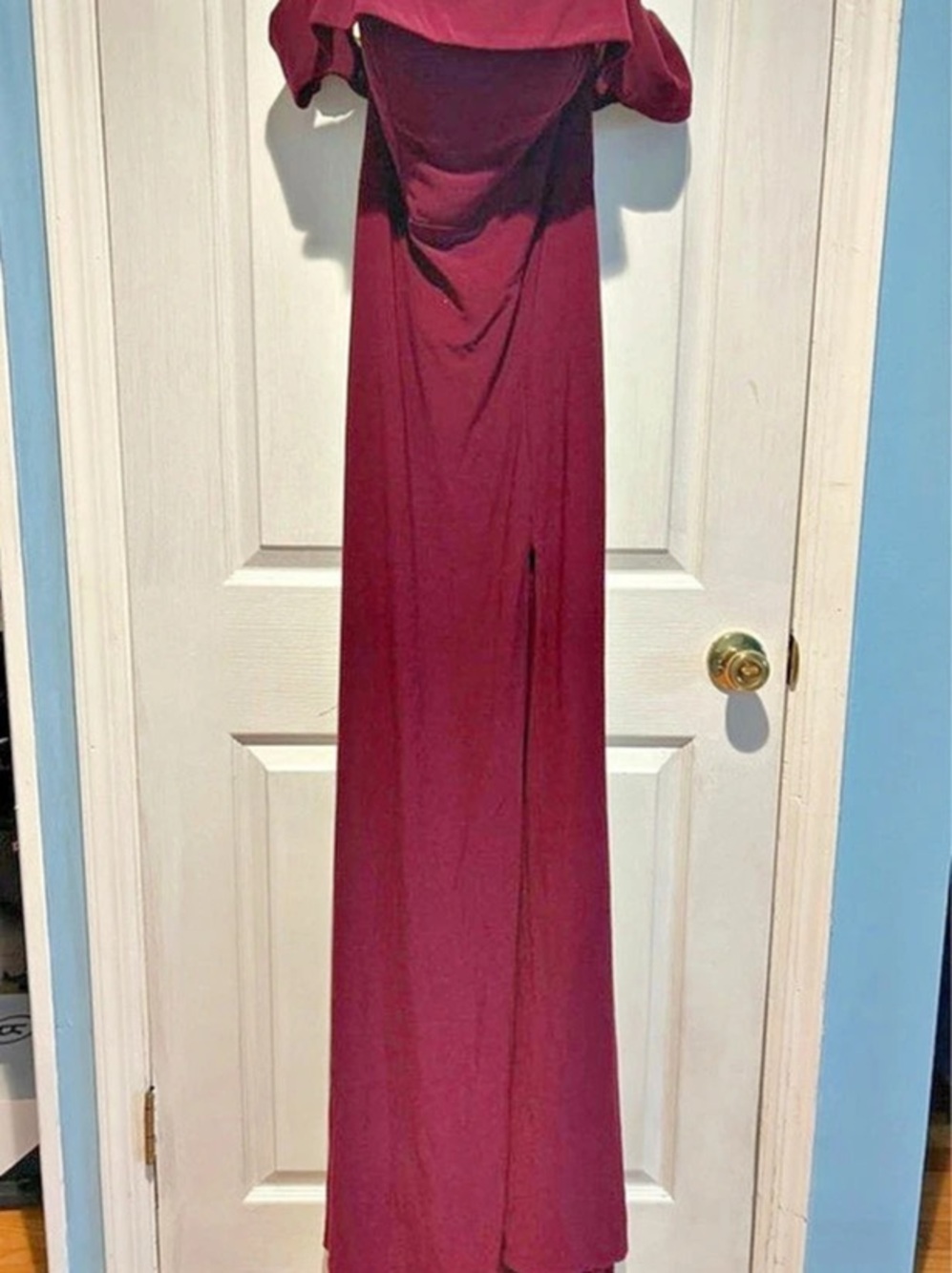 FAVIANA Maxi Off-Shoulder Dress Size 6 Burgundy
